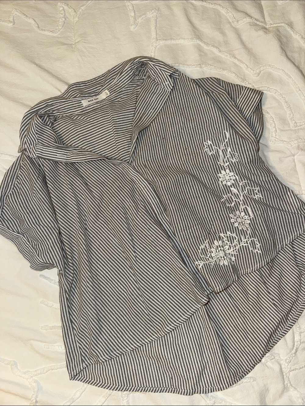 Mod Ref Faded Blue and White Striped Button-Down Shirt with Floral Embroidery